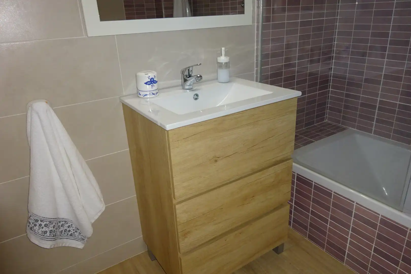 Flat for rent in Carrer de Bordeus, Barri de les Corts