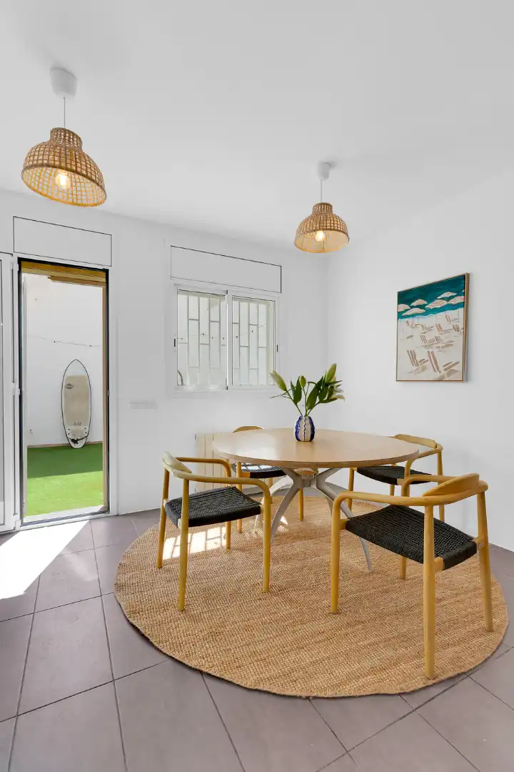 Comedor de Casa adosada en venta en Barcelona con Aire acondicionado, Calefacción y Jardín privado