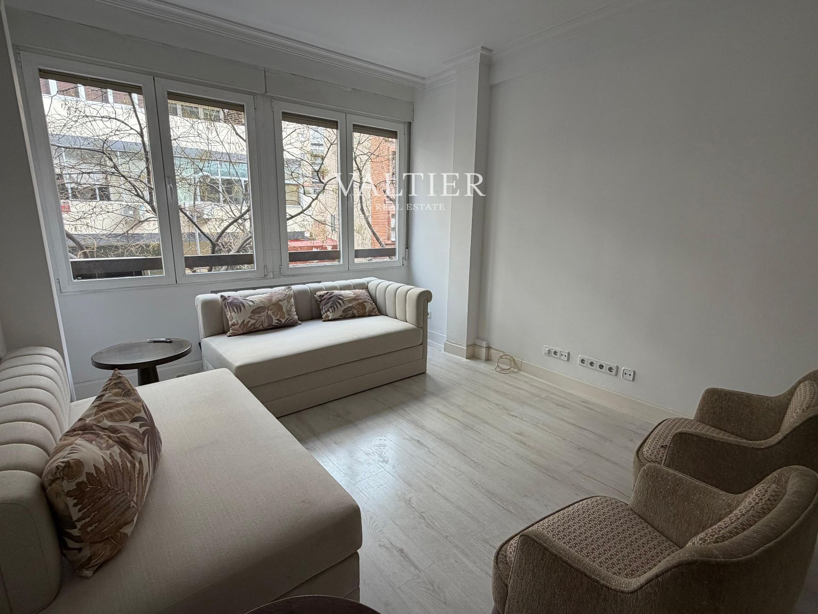 Dormitori de Pis de lloguer en  Madrid Capital amb Aire condicionat