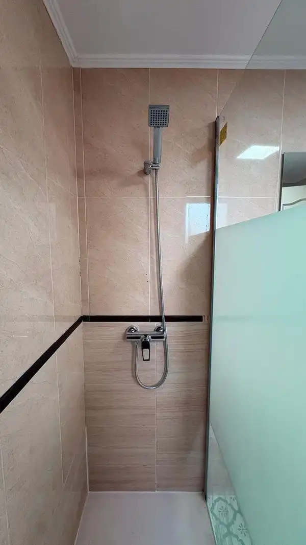 Bany de Pis en venda en Málaga amb Aire condicionat, Calefacció i Traster