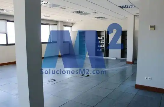 Oficina en venda en Madrid