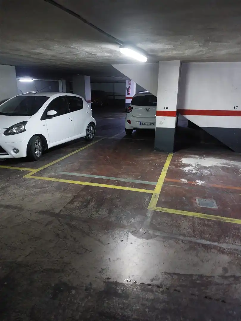 Aparcament de Garatge en venda en Valencia