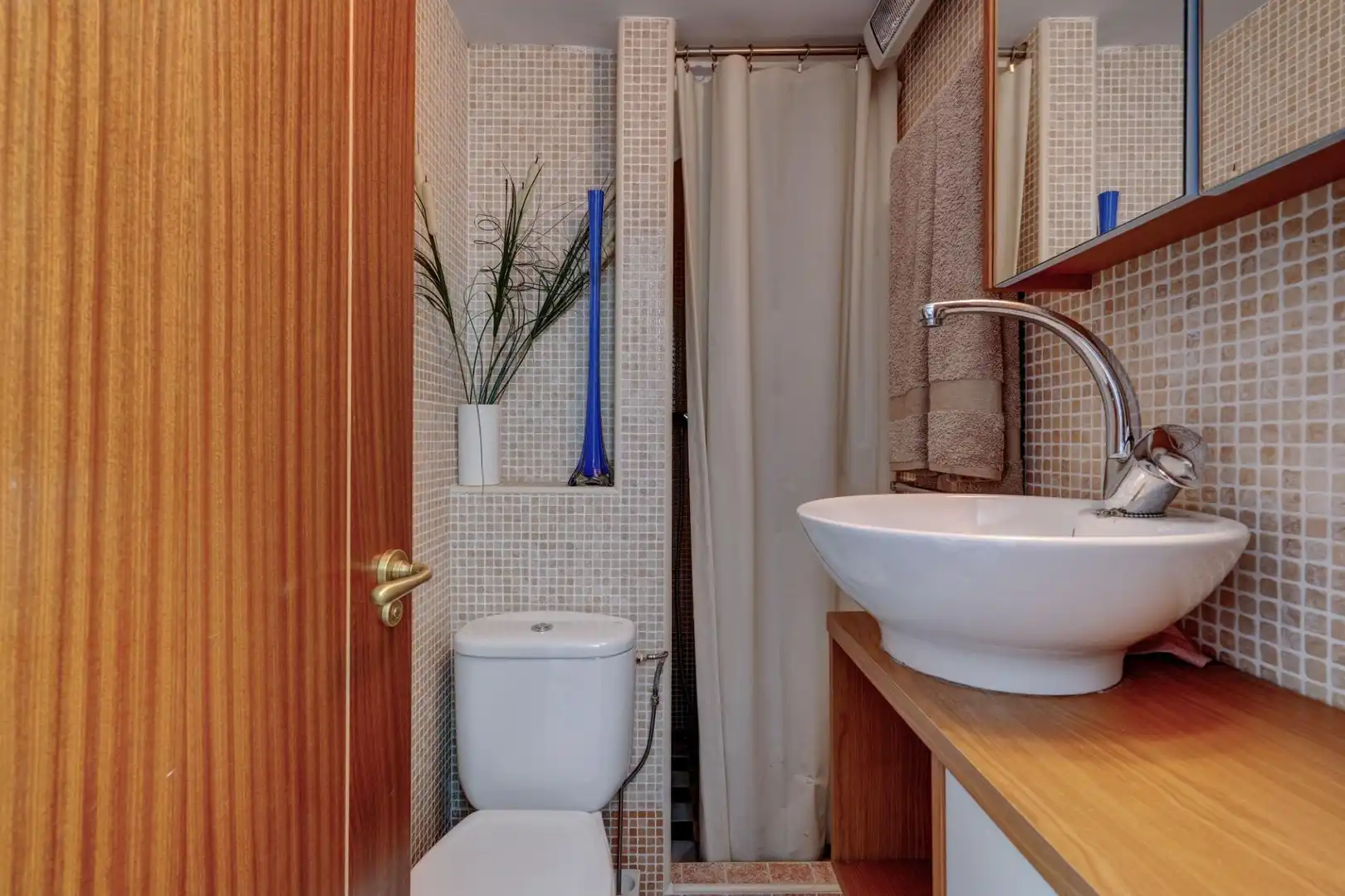 Baño de Piso en venta en Donostia - San Sebastián  con Calefacción, Trastero y Amueblado