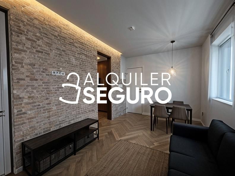 Sala d'estar de Pis de lloguer en  Madrid Capital amb Aire condicionat, Calefacció i Moblat