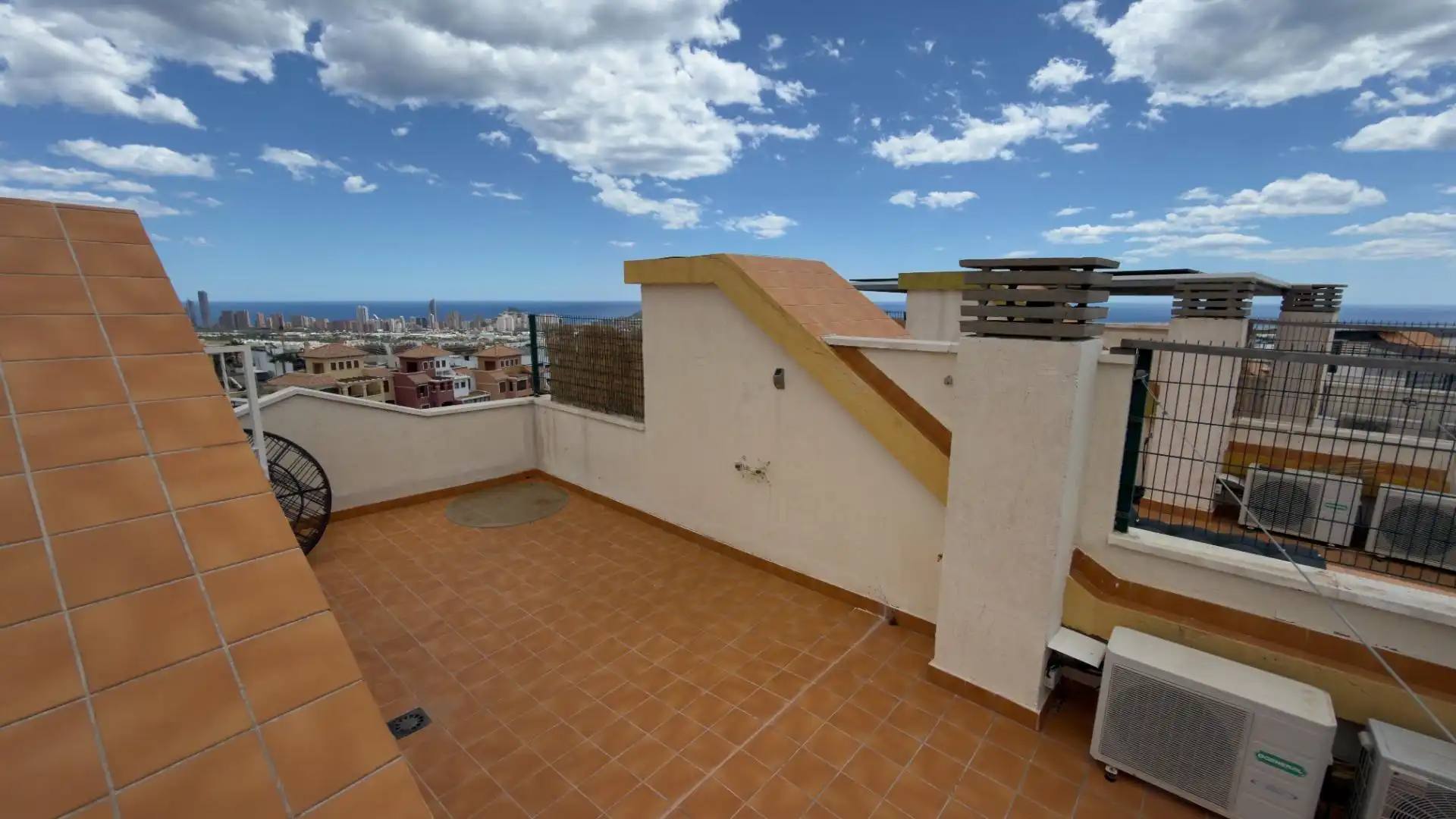 Terrassa de Casa o xalet de lloguer en Finestrat amb Aire condicionat i Moblat
