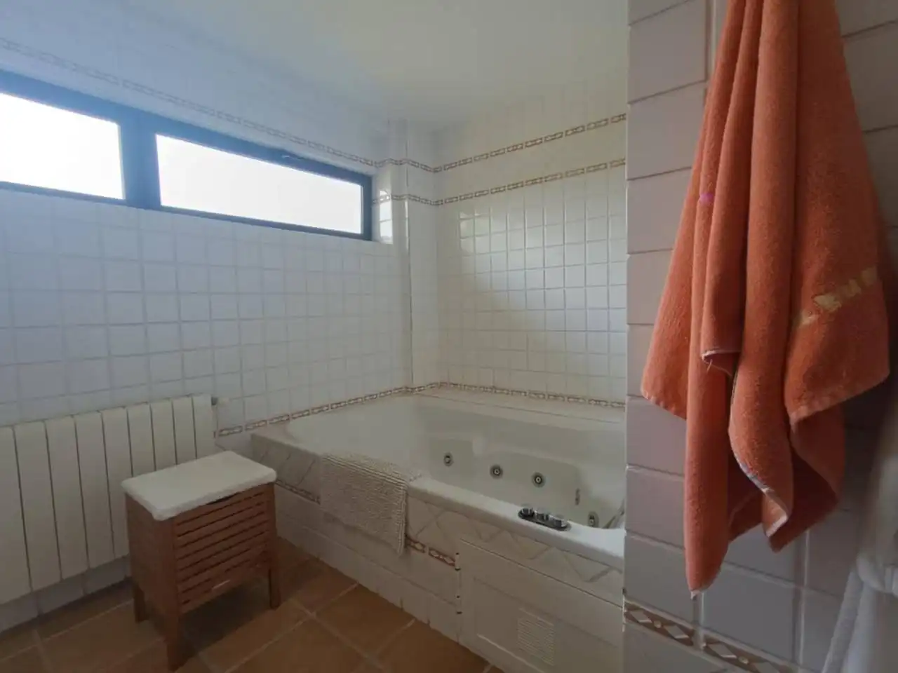 Baño de Casa o chalet en venta en Petrer con Aire acondicionado, Calefacción y Jardín privado