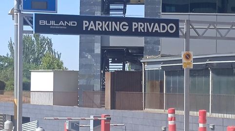 Foto 2 de Garaje de alquiler en Calle José Luis Pérez Pujadas, 6, Parque Lagos, Granada Capital