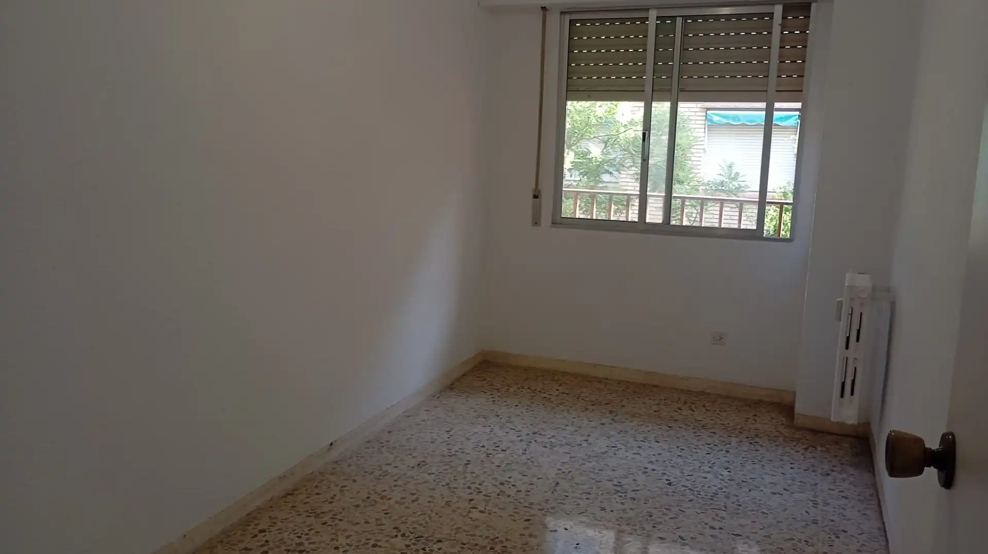 Schlafzimmer von Wohnung zum Verkauf in Zaragoza mit Heizung und Terrasse