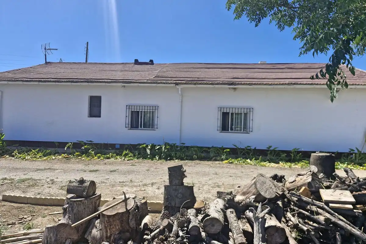 Vista exterior de Finca rústica en venda en Málaga amb Jardí privat, Terrassa i Traster