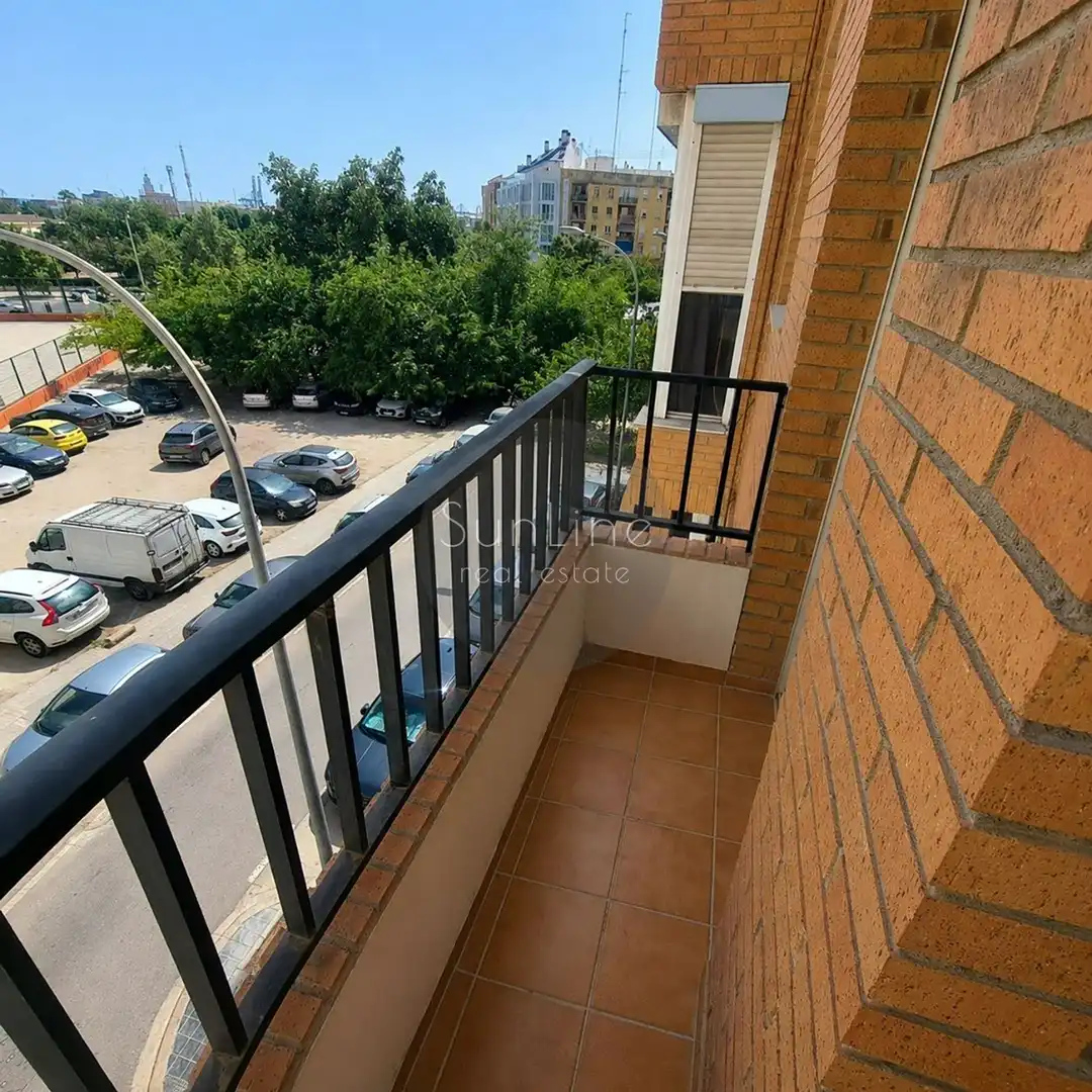 Terrasse von Wohnung zur Miete in Valencia mit Klimaanlage, Terrasse und Möbliert