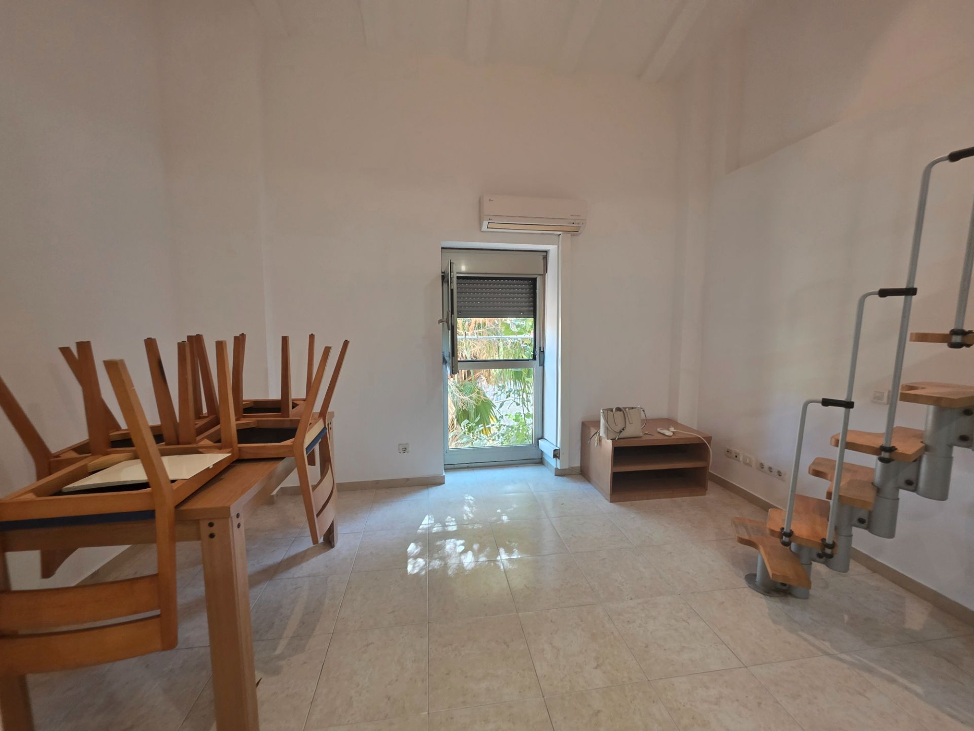 Apartment to rent in Tortosa  with Air Conditioner, Heating and Furnished