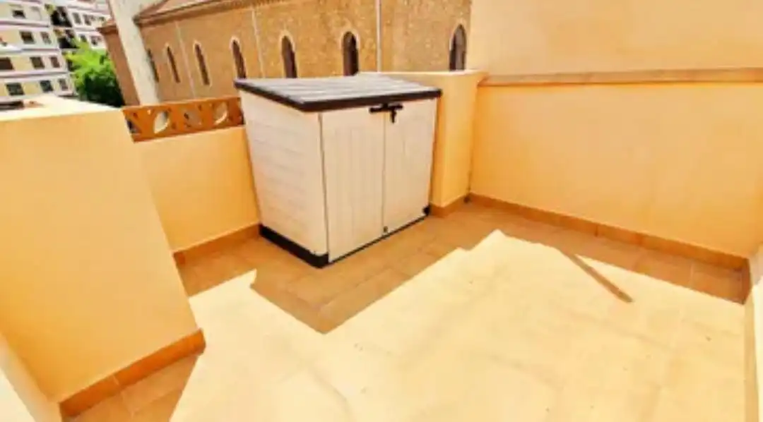 Terrassa de Casa o xalet en venda en Castellón de la Plana / Castelló de la Plana amb Aire condicionat, Terrassa i Traster