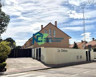 Exterior view of Single-family semi-detached for sale in Algete  with Heating, Private garden and Community pool