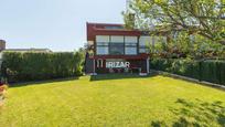 Jardí de Casa adosada en venda en Gorliz amb Terrassa, Piscina i Balcó