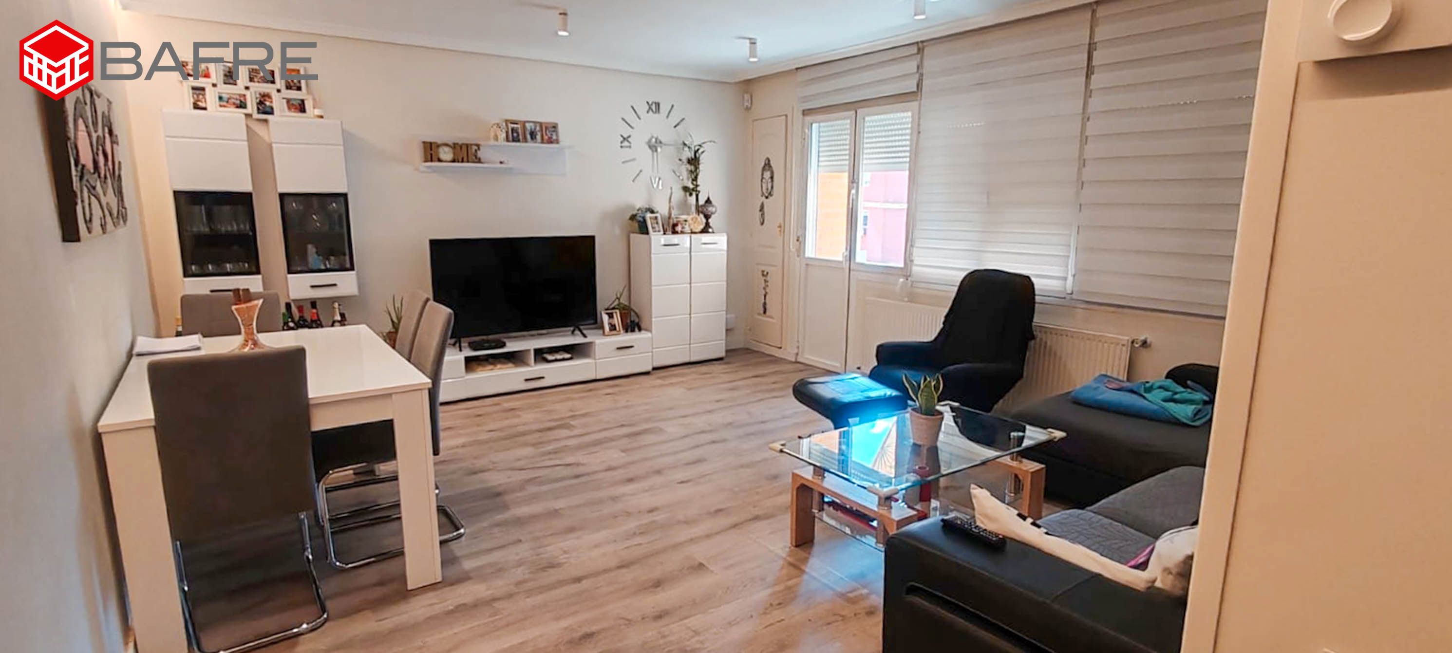 Living room of Flat for sale in  Madrid Capital  with Air Conditioner, Heating and Terrace