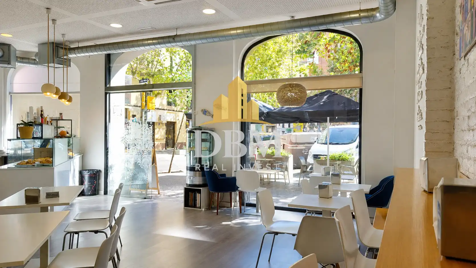 Local en traspas en Barcelona amb Aire condicionat, Calefacció i Parquet