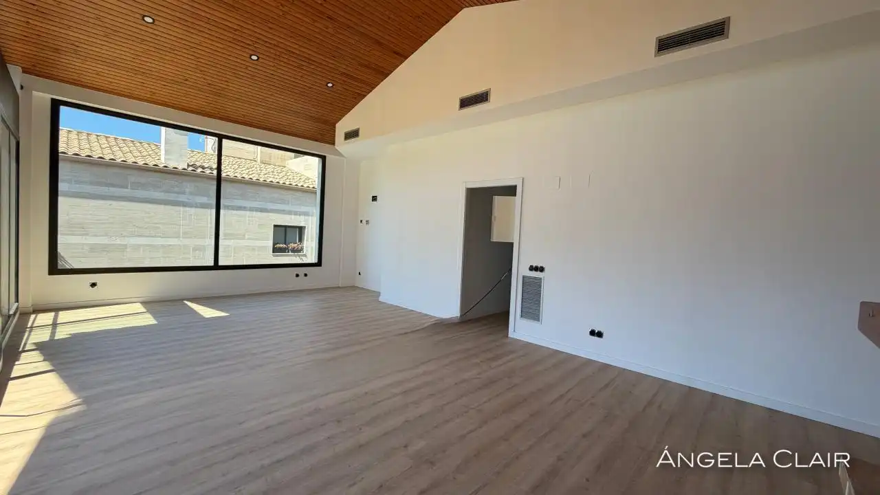 Casa con piscina in vendita a avenida garrofers, imagen 18