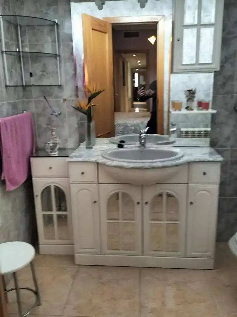 Baño de Piso en venta en Fuensanta de Martos con Aire acondicionado, Trastero y Amueblado