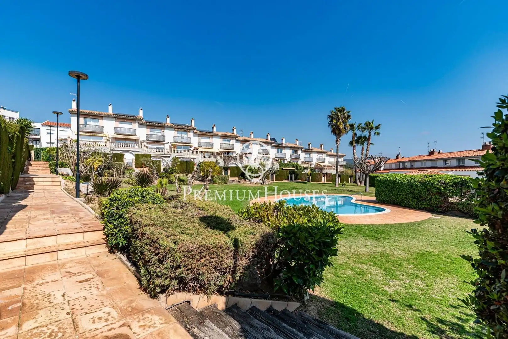 Garden of Detached homes for sale in Sant Pere de Ribes  with Air Conditioner, Heating and Private garden