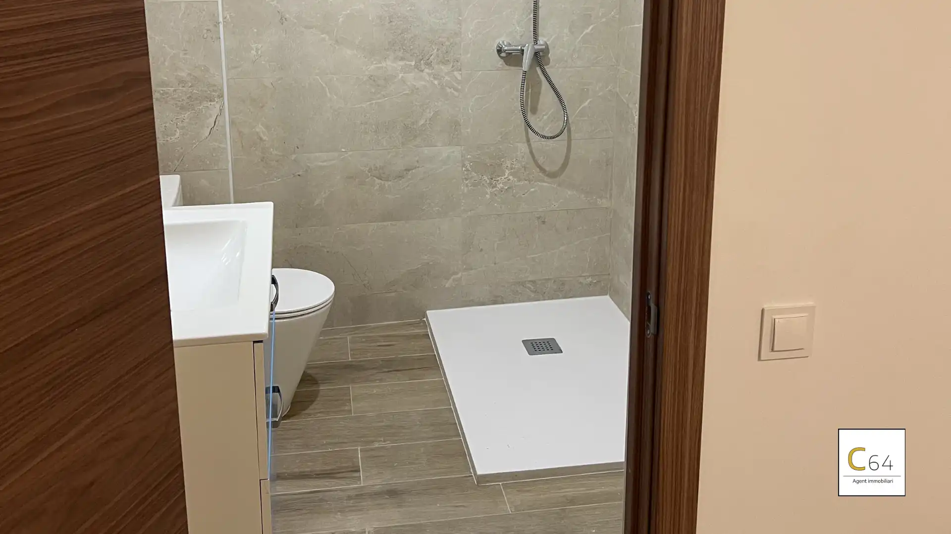 Bany de Pis en venda en Reus
