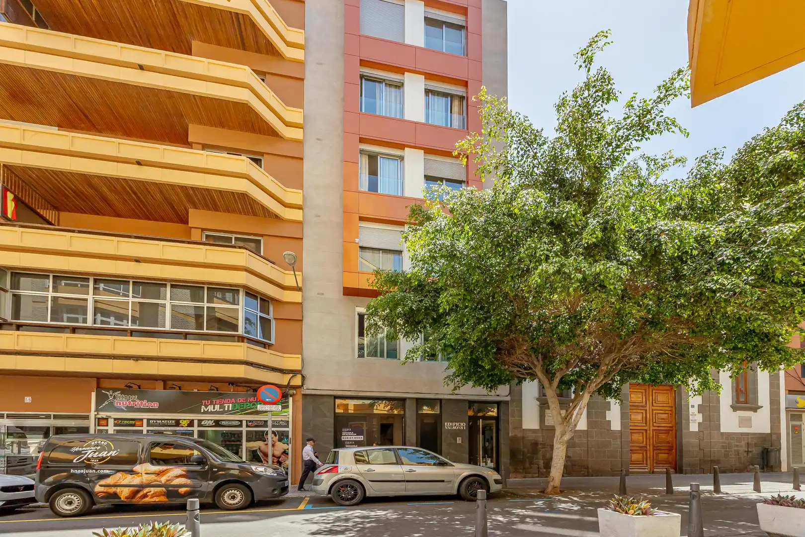 Vista exterior de Local en venta en Las Palmas de Gran Canaria