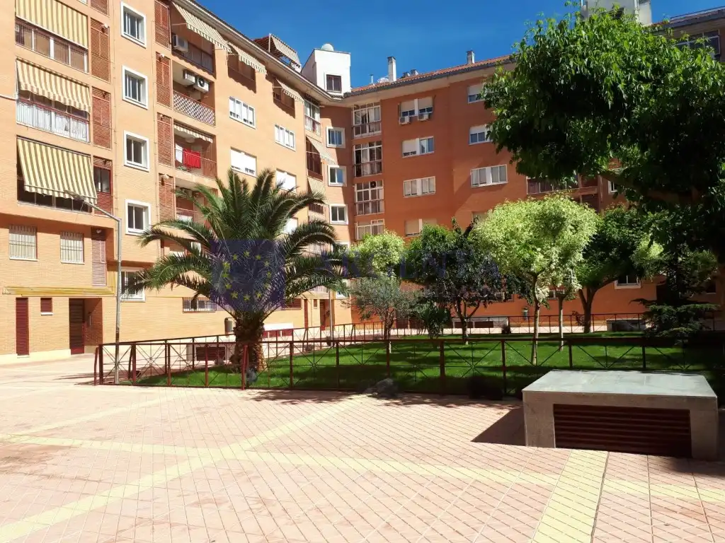 Apartament amb ascensor en venda a Nuevo Cáceres