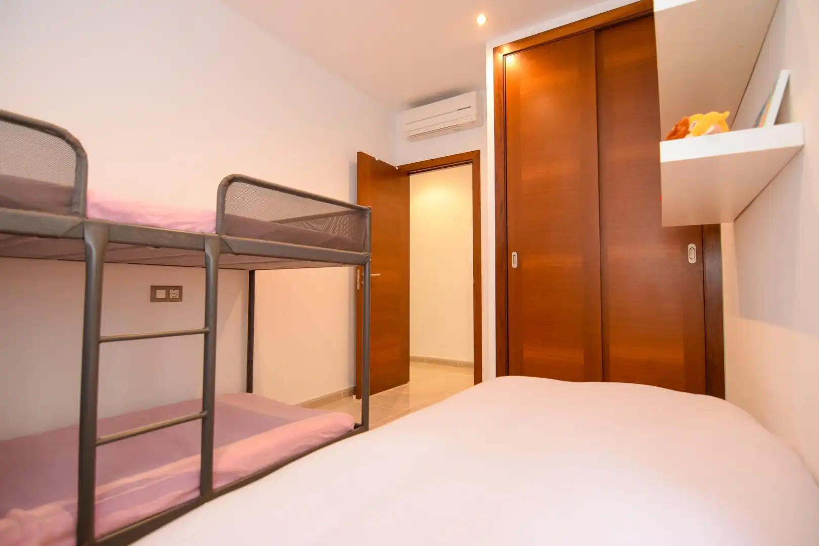 Bedroom of Apartments for sale in Artà  with Air Conditioner, Heating and Private garden