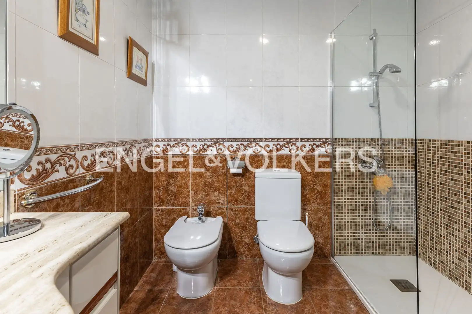 Bany de Casa o xalet en venda en Barcelona amb Aire condicionat, Calefacció i Parquet