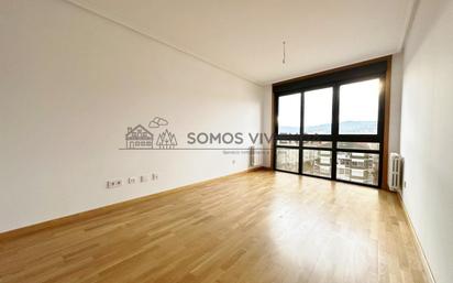 Living room of Flat for sale in Ourense Capital   with Heating and Storage room