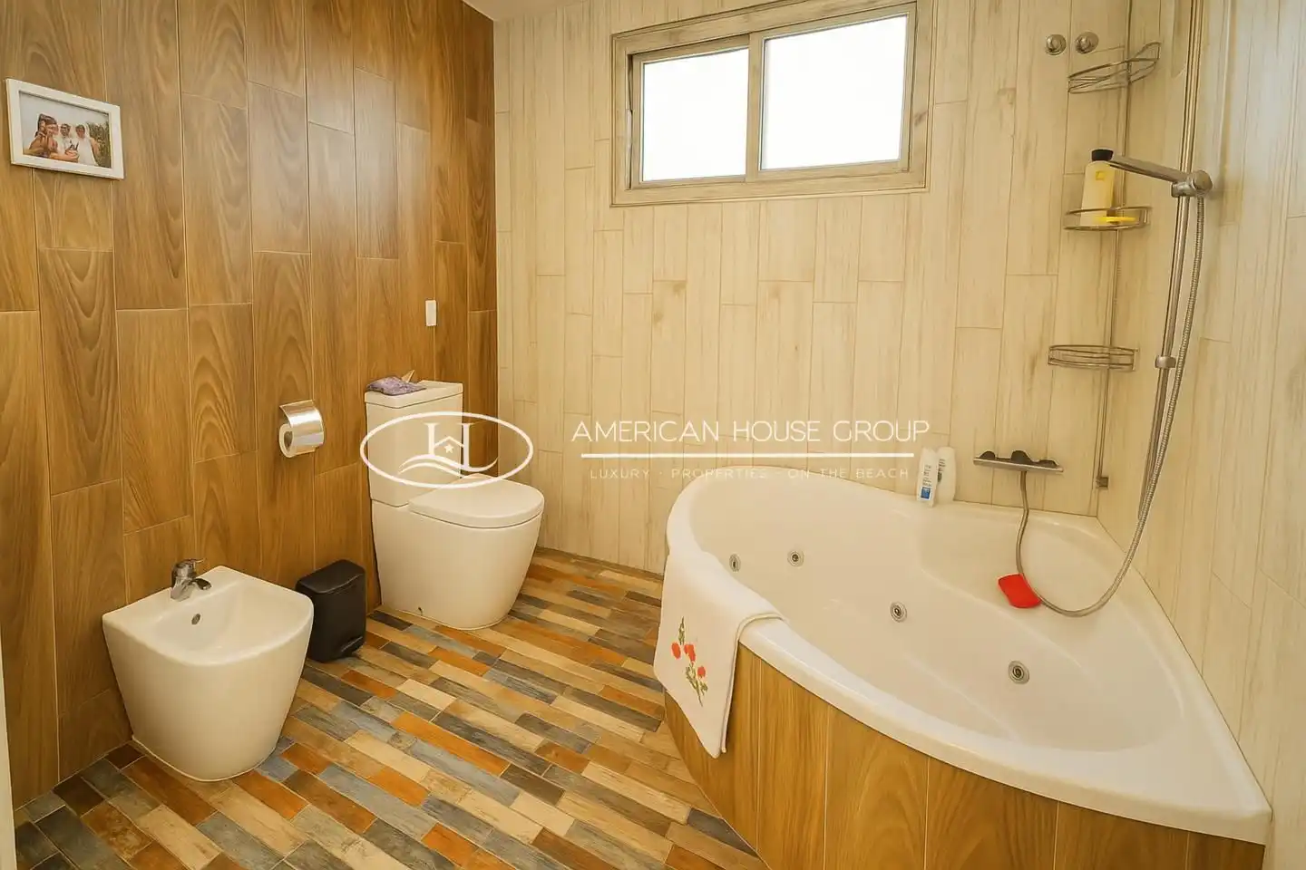 Bathroom of Houses for sale in Chiclana de la Frontera  with Private garden, Terrace and Storage room