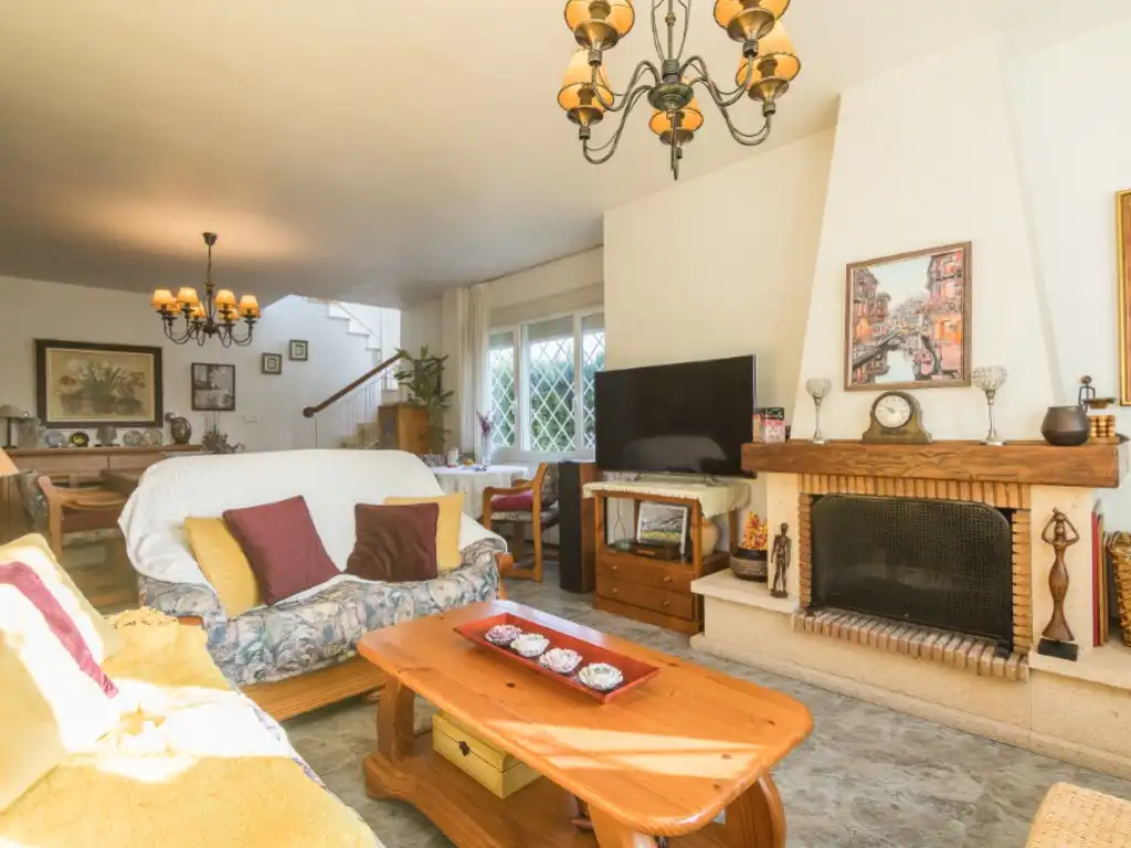 Living room of Houses for sale in Elche / Elx  with Air Conditioner, Private garden and Terrace