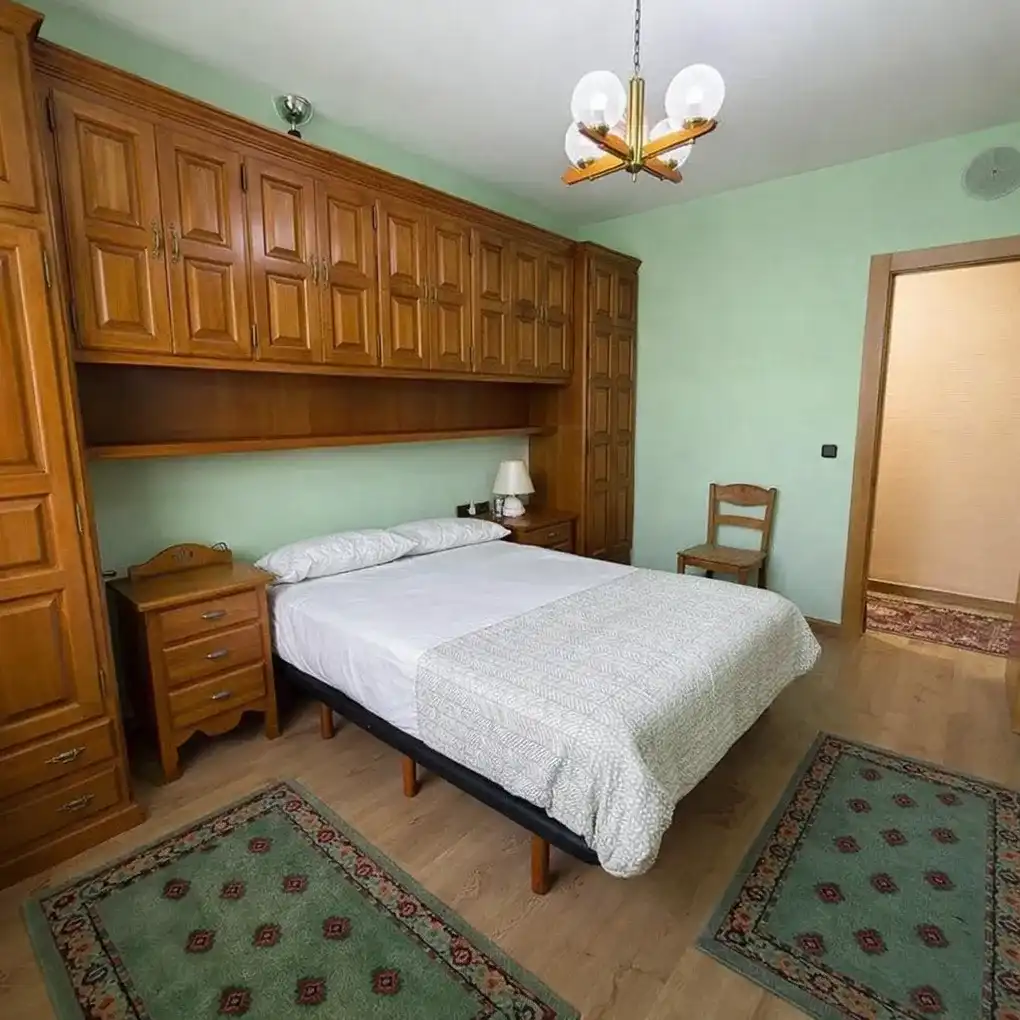 Schlafzimmer von Wohnung zum Verkauf in Vitoria - Gasteiz mit Heizung, Terrasse und Abstellraum