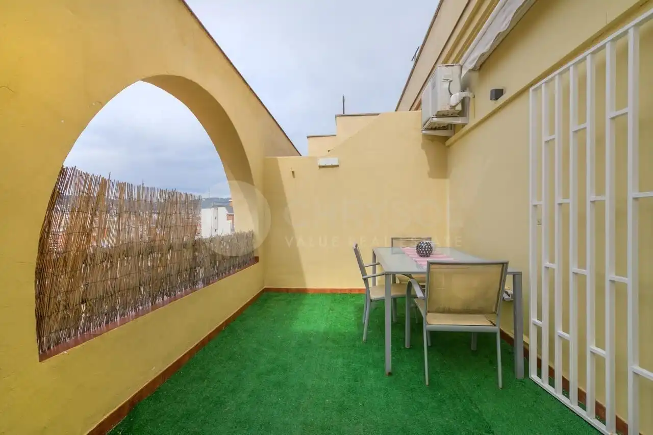 Terraza de Ático en venta en  Barcelona Capital con Parquet y Terraza