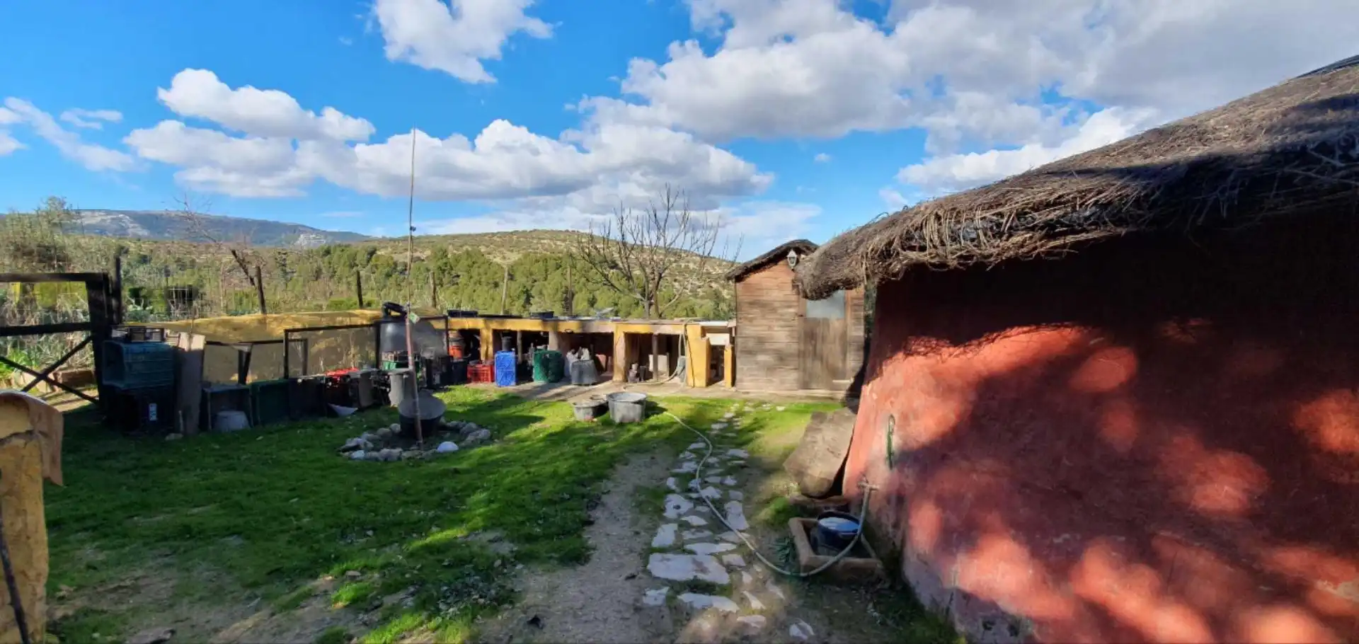Vista exterior de Finca rústica en venda en El Burgo amb Calefacció, Jardí privat i Traster