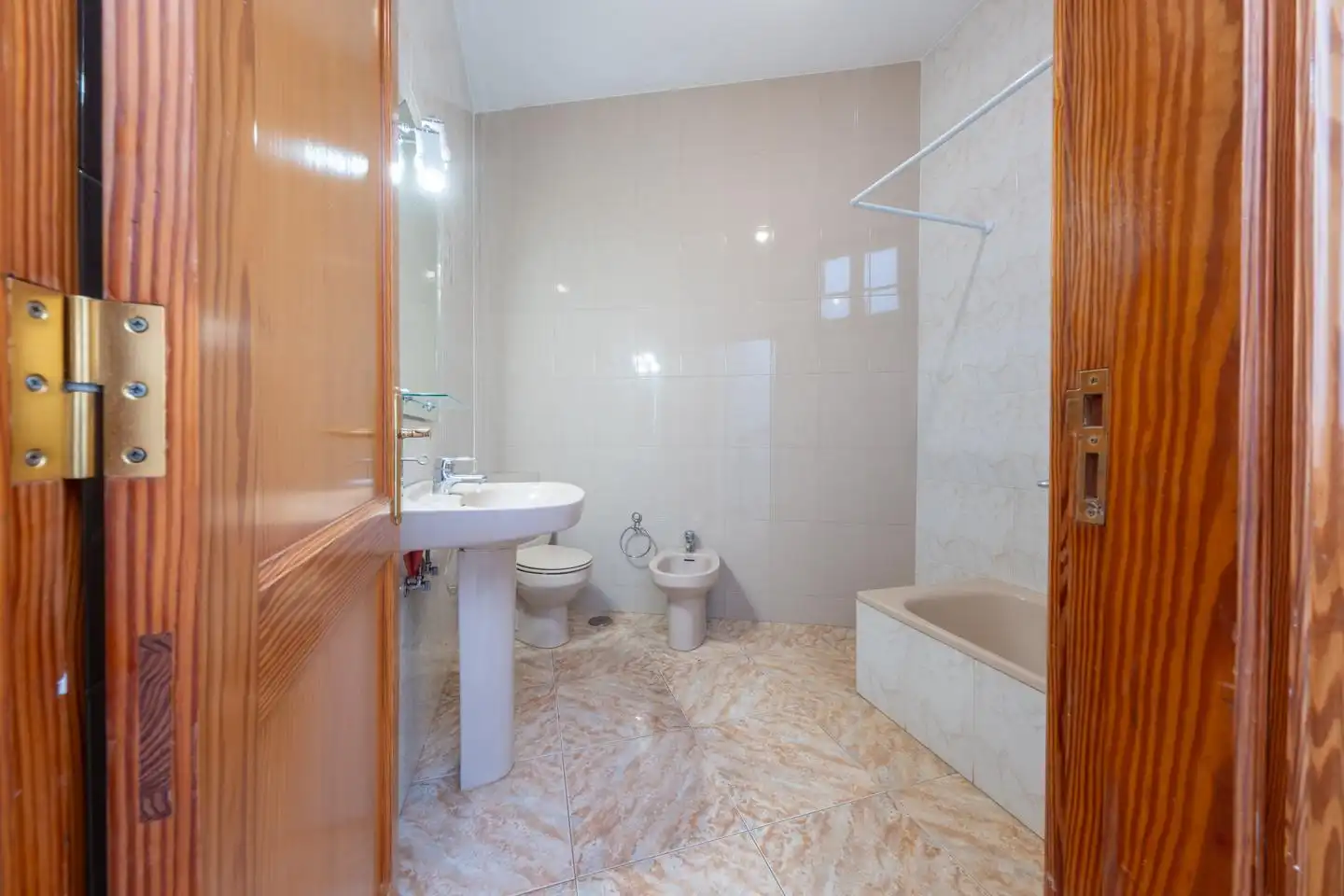 Baño de Edificio en venta en Santa María de Guía de Gran Canaria