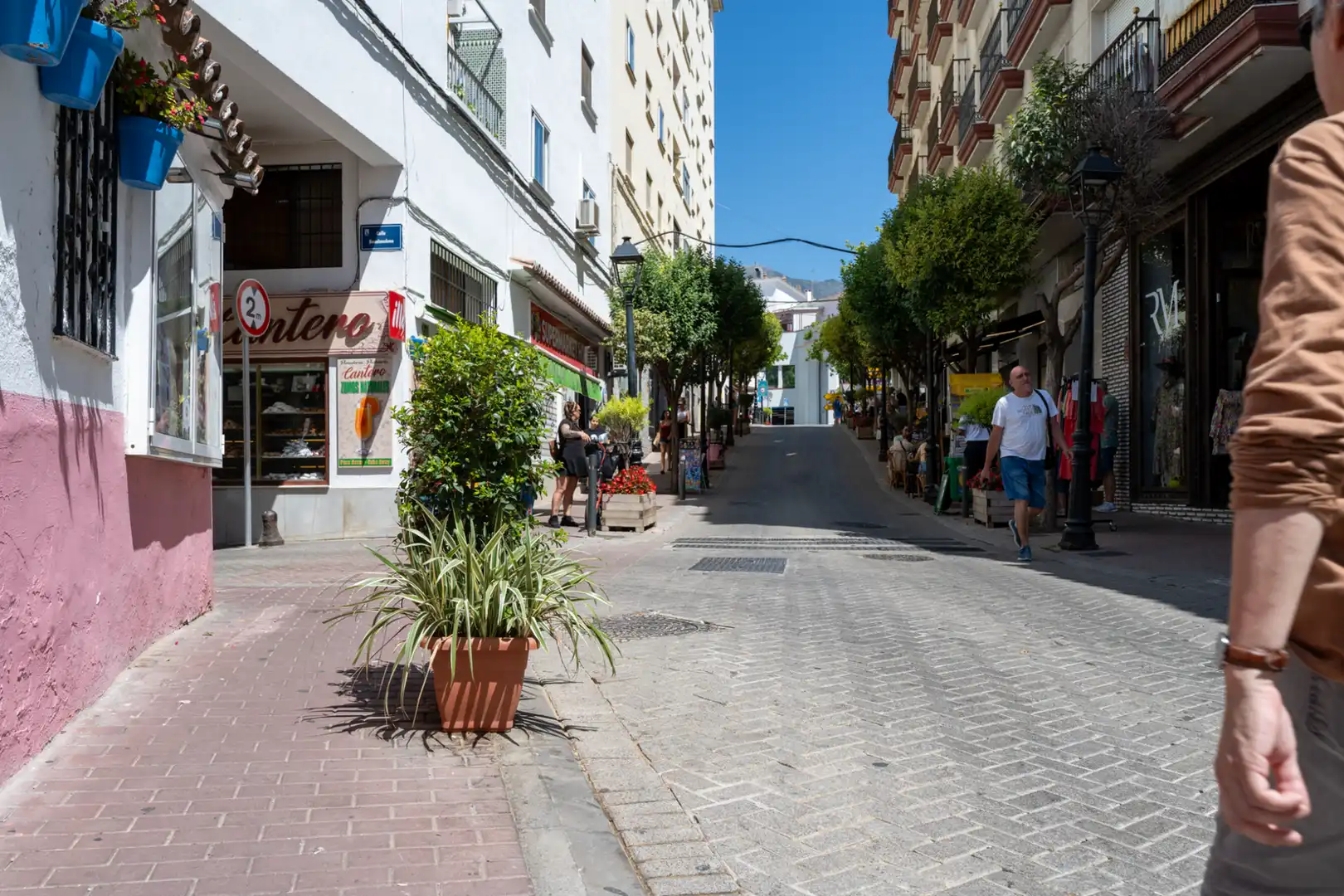 Exterior view of Apartments for sale in Marbella  with Air Conditioner, Terrace and Furnished