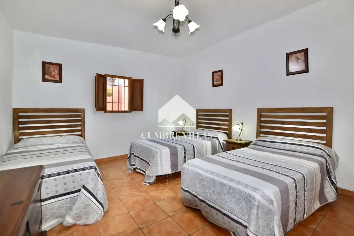 Schlafzimmer von Country house zum Verkauf in Torrenueva Costa mit Privatgarten, Terrasse und Abstellraum