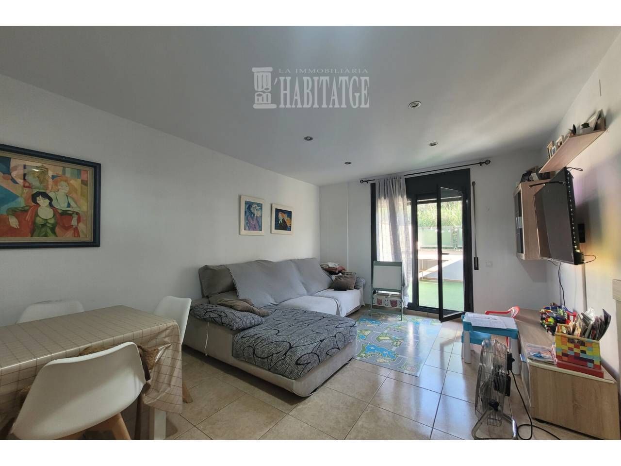 Living room of Flat for sale in Manlleu  with Heating, Terrace and Balcony