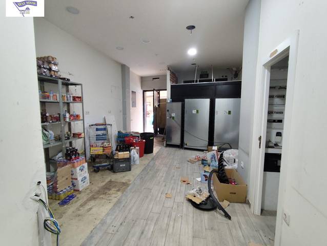 Local comercial en Alquiler en Feria