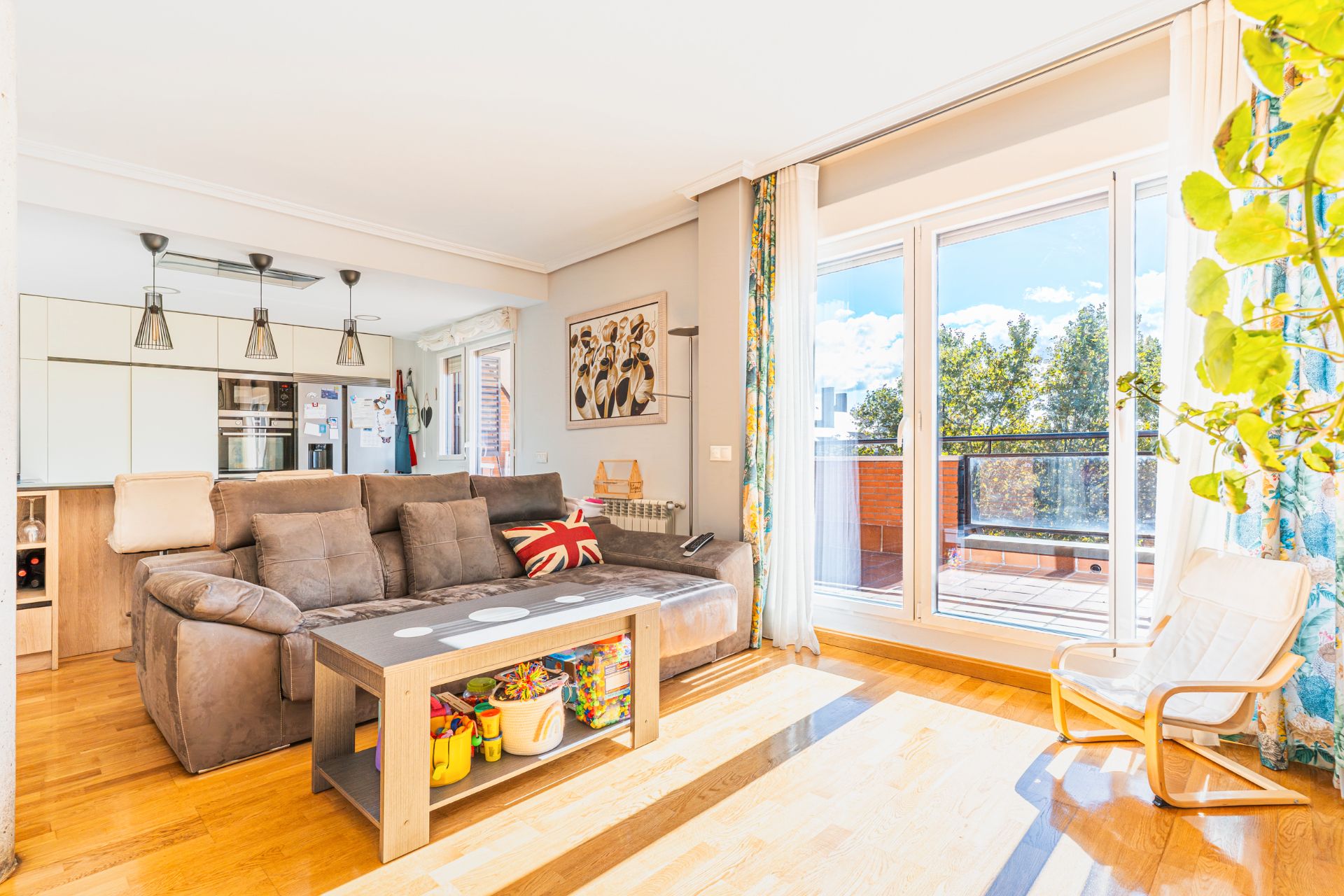 Living room of Attic for sale in Las Rozas de Madrid  with Air Conditioner, Heating and Terrace