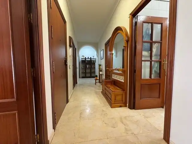 Casa o xalet en venda en Utrera amb Aire condicionat, Calefacció i Jardí privat