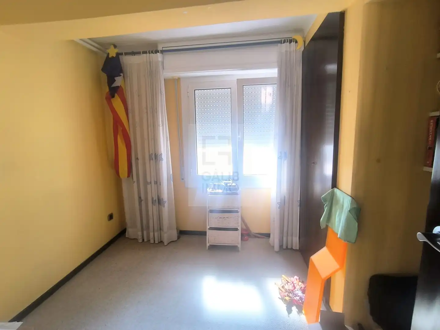 Habitación de Ático en venta en Figueres con Aire acondicionado, Calefacción y Terraza
