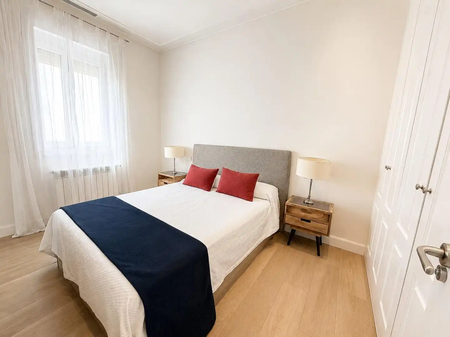Appartamento con ascensore in affitto a Calle DOCTOR CASTELO, imagen 5