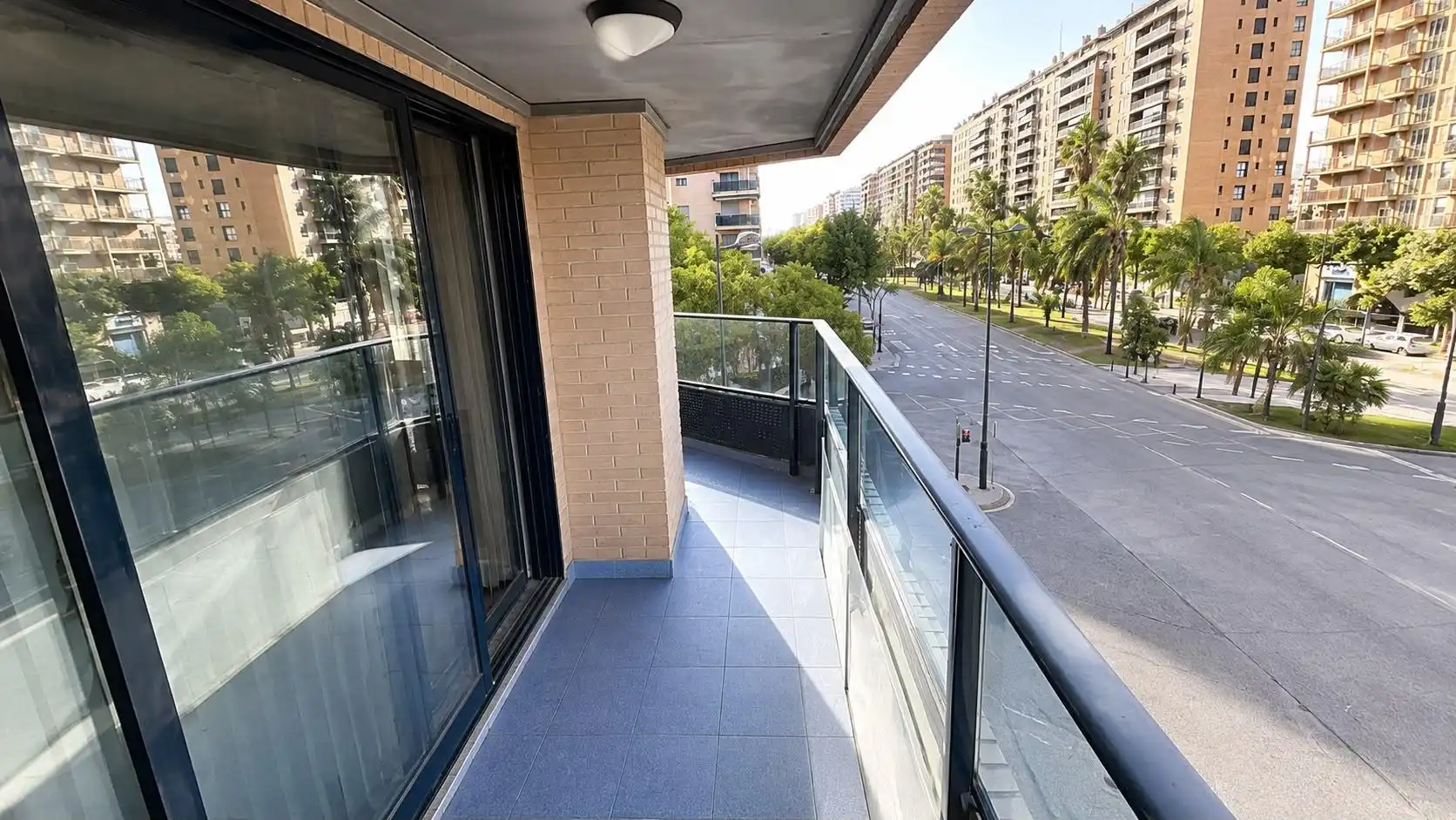 Terraza de Piso en venta en Valencia con Aire acondicionado, Calefacción y Jardín privado