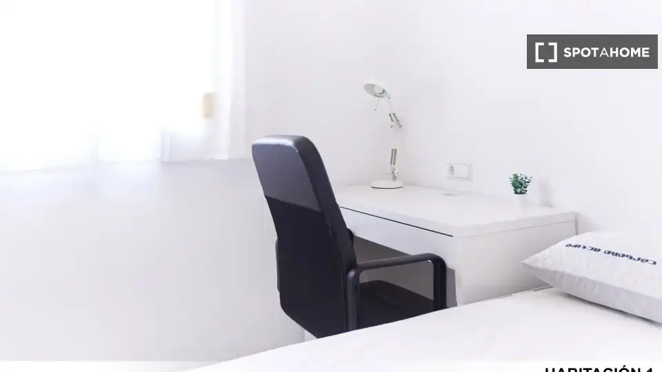 Room in Tiro de Línea