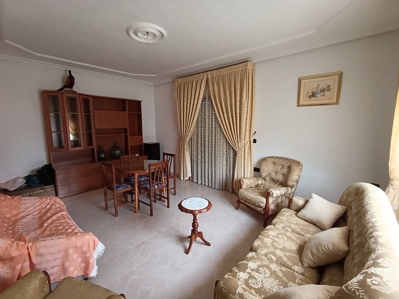Living room of Flat for sale in Ontur  with Terrace, Storage room and Furnished