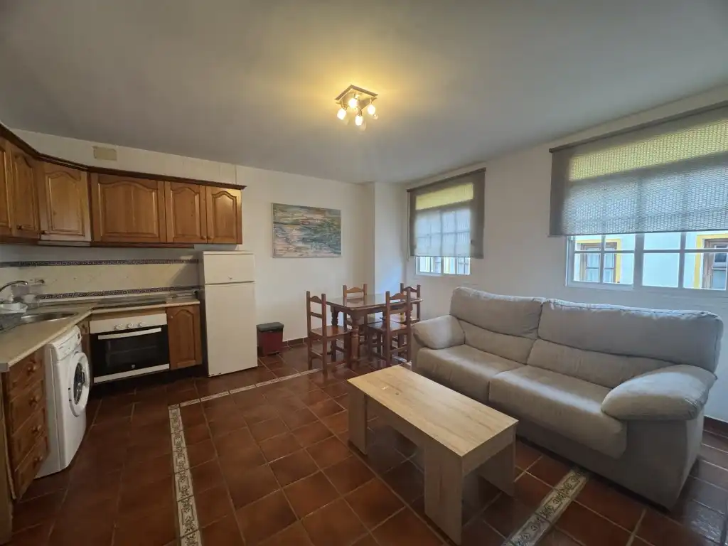 Sala de estar de Piso en venta en La Línea de la Concepción con Amueblado