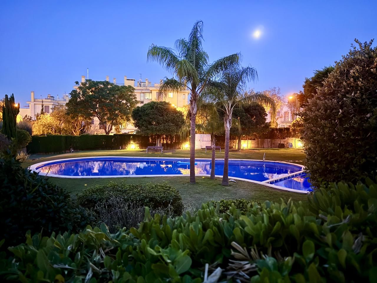 Piscina de Planta baixa en venda en  Palma de Mallorca amb Aire condicionat, Calefacció i Jardí privat