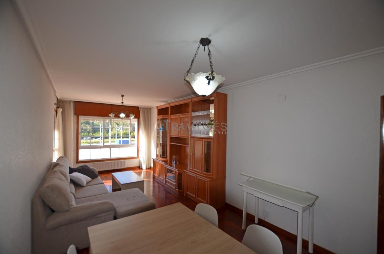 Living room of Flat for sale in Tui  with Heating, Parquet flooring and Balcony