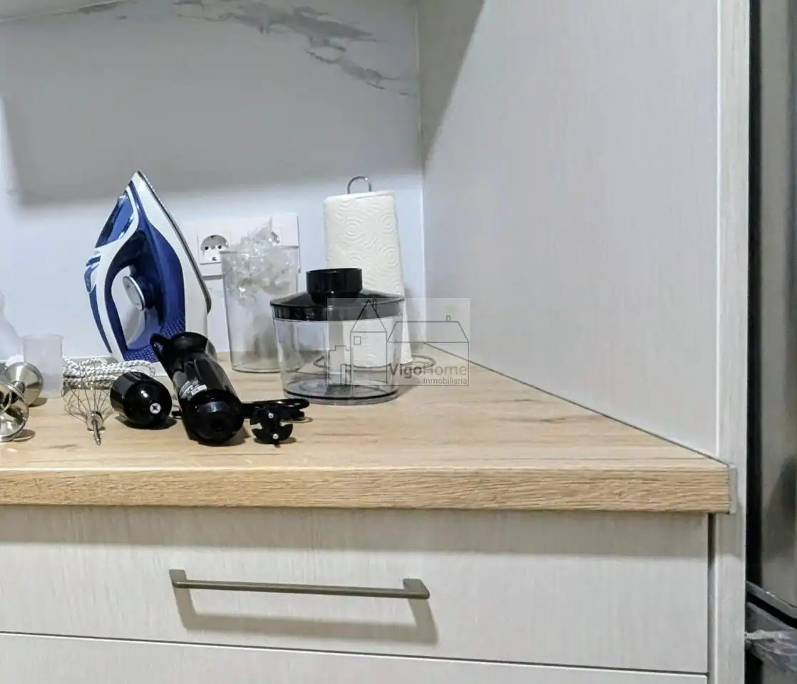 Cocina de Piso de alquiler en Vigo  con Calefacción, Terraza y Amueblado